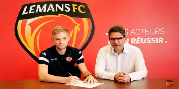 Signature de Maxime Bernauer